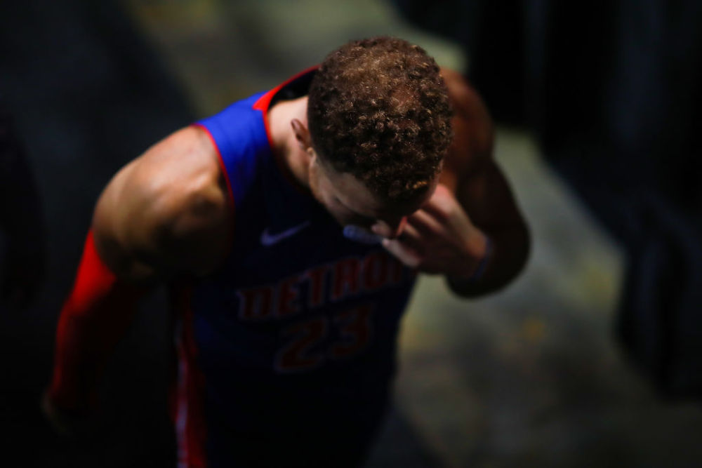  活塞坎宁安左肩脱臼将休战四周  