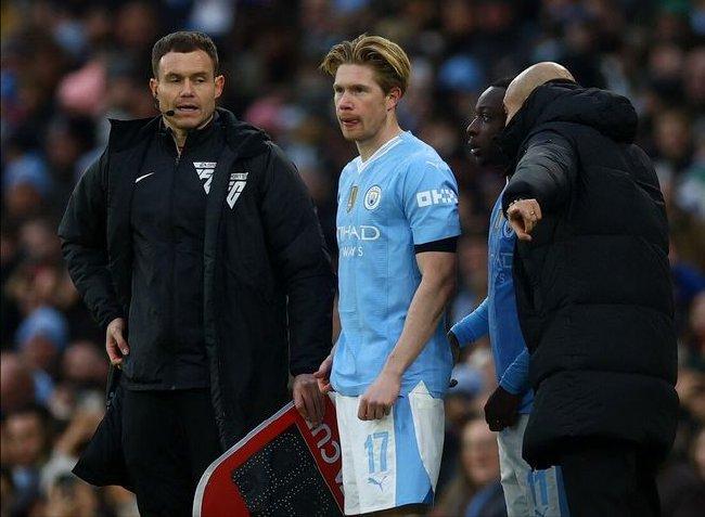  曼城德布劳内复出即助攻，丁丁归位盘活中场  