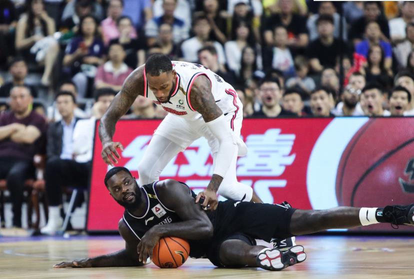  克莱蒙防守反击战术执行到位收获平局  