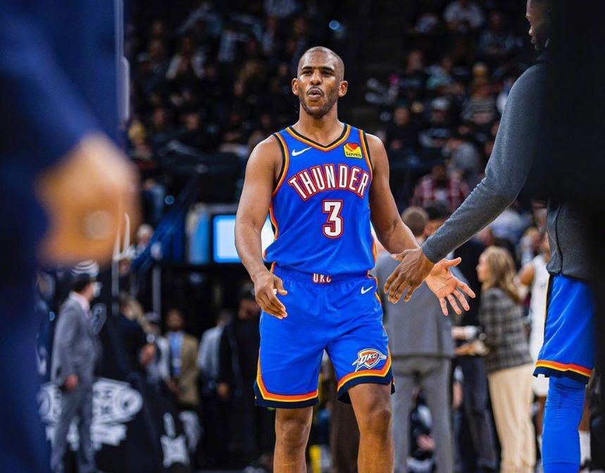  保罗勇士替补席指挥官率队终结连败颓势  